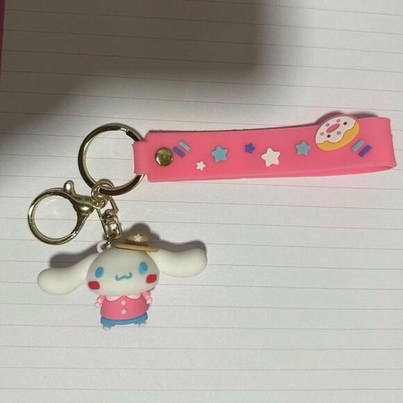 Sanrio Cinnamon Roll Keychain - Picture 1 of 1